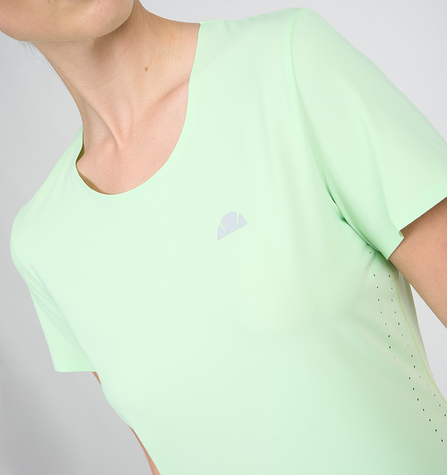 Polera Raven Running