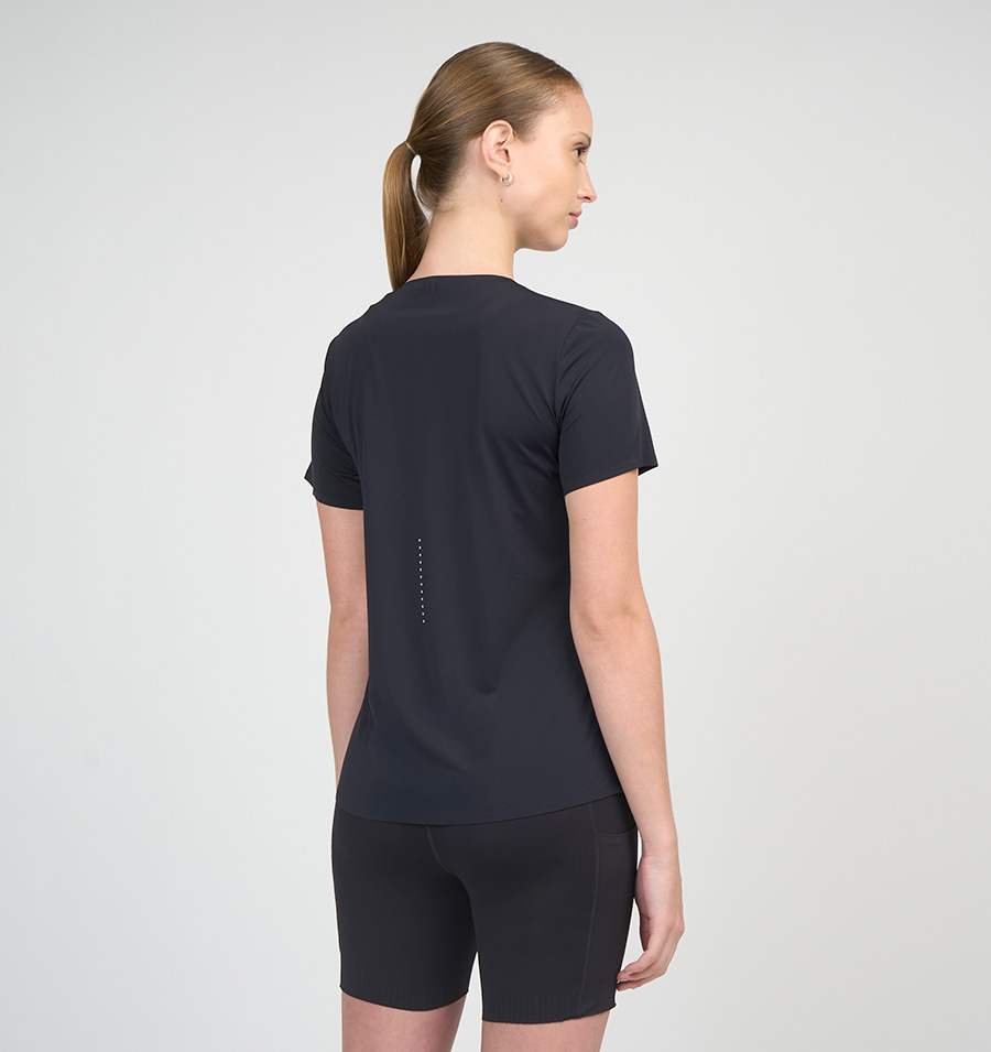 Polera Raven Running - Santiago 2026