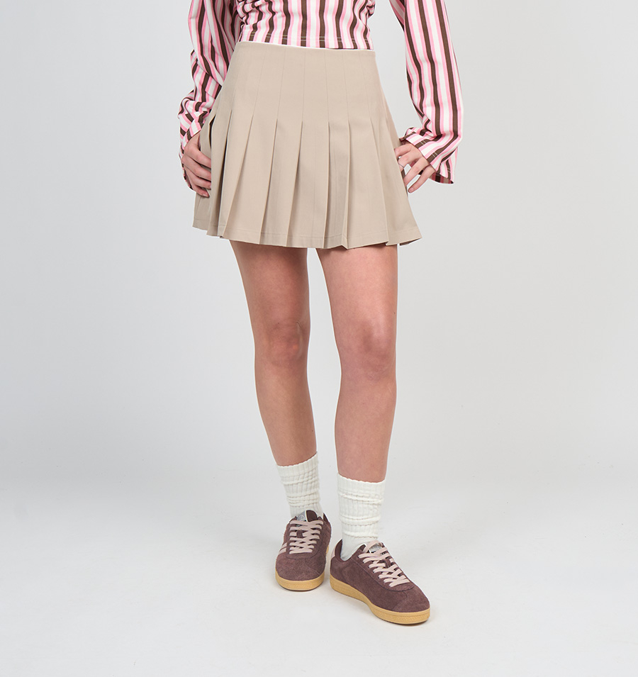 Falda Gustava