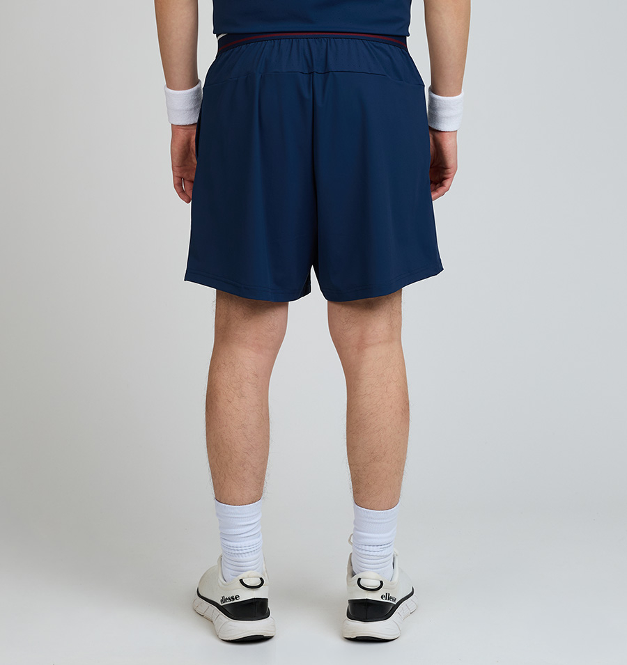 Short Tucker
