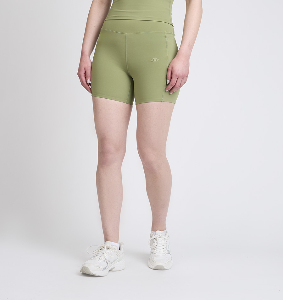 Short Irene